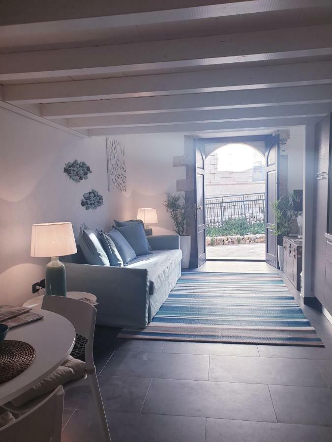 Dimora Montalto,indipendente Con Terrazzo Privato *